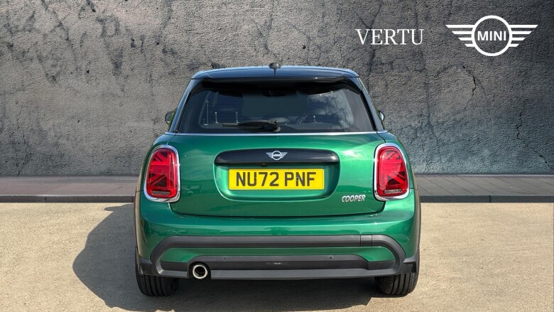 MINI Hatchback 1.5 Cooper Exclusive 5dr Auto Petrol Hatchback